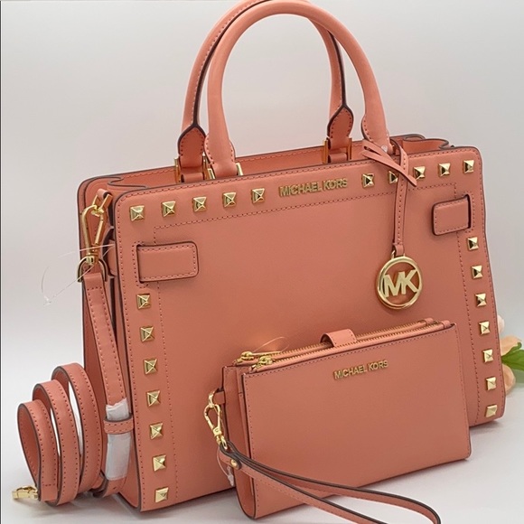 Michael Kors Handbags - MICHAEL KORS RAYNE MD EW SATCHEL & WRISTLET SET